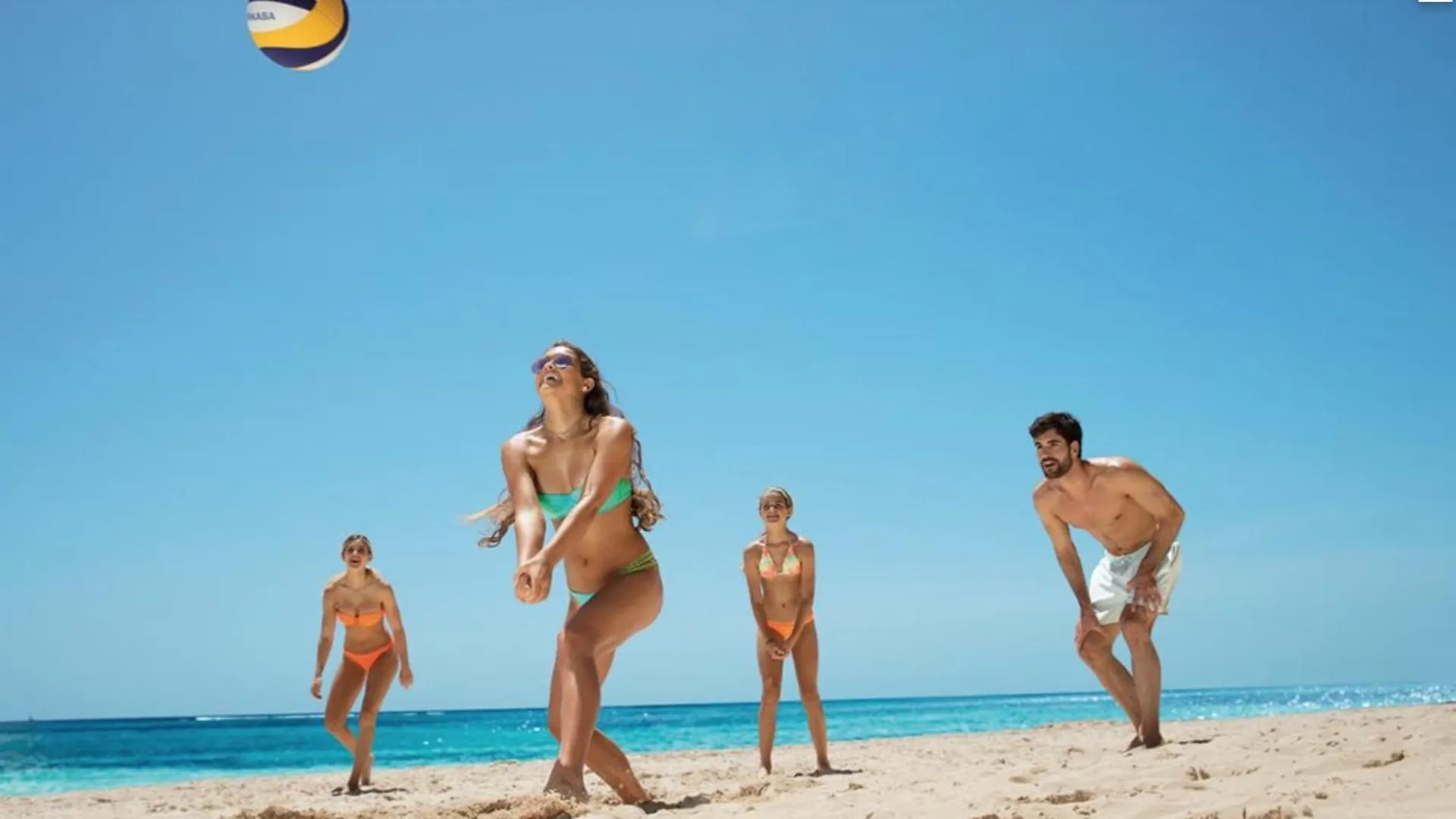 Tropicana Suites Deluxe Beach Club And Pool - Playa Los Corales Punta Cana